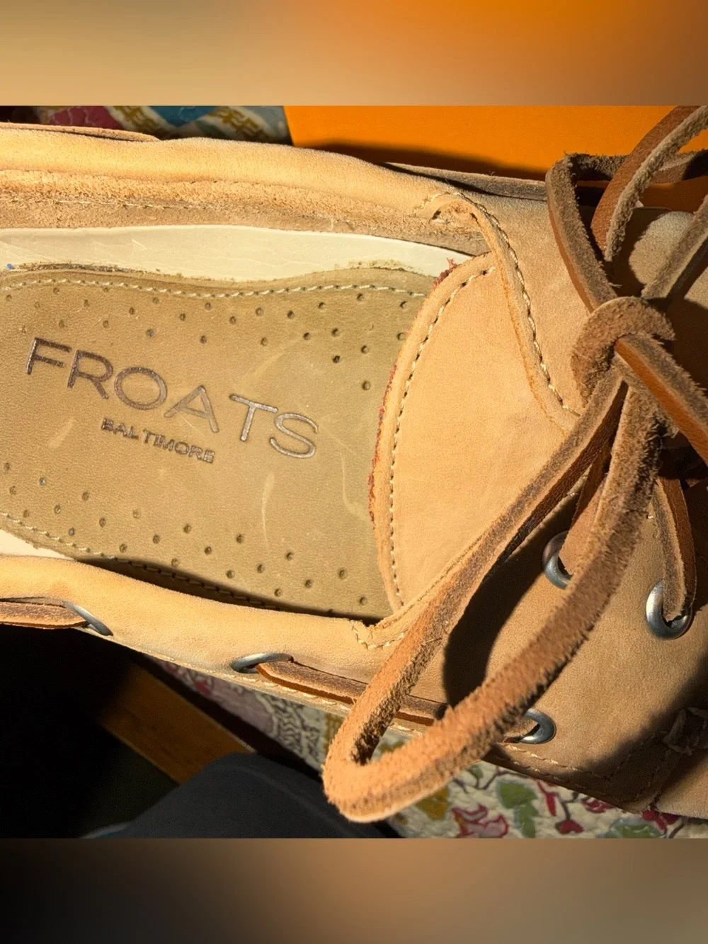 Froats Men’s Classic Tan Leather Boat Shoes size 8